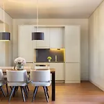 Apartman Finestay 8 Building