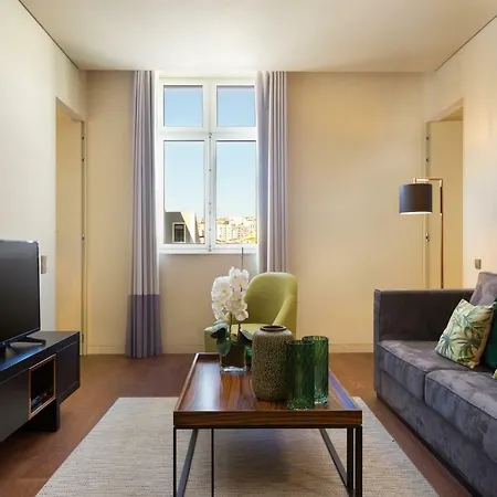 Finestay 8 Building Apartman *