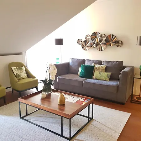 Finestay 8 Building *