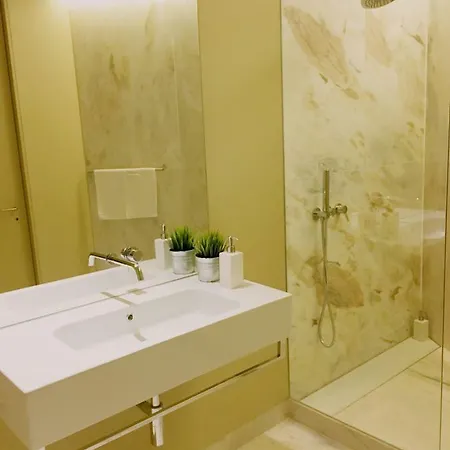 Finestay 8 Building Apartmán *