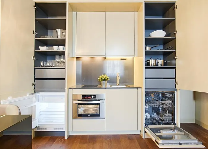 Апартаменты Finestay 8 Building *