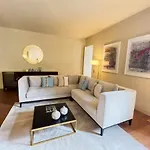 Finestay 8 Building * Lizbona