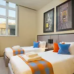 Finestay 8 Building Apartment *